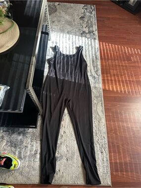 SHEIN Black Sleeveless Jumpsuit